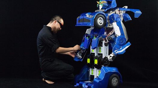 Japan Builds Real (and Awesome) Transformer Robot